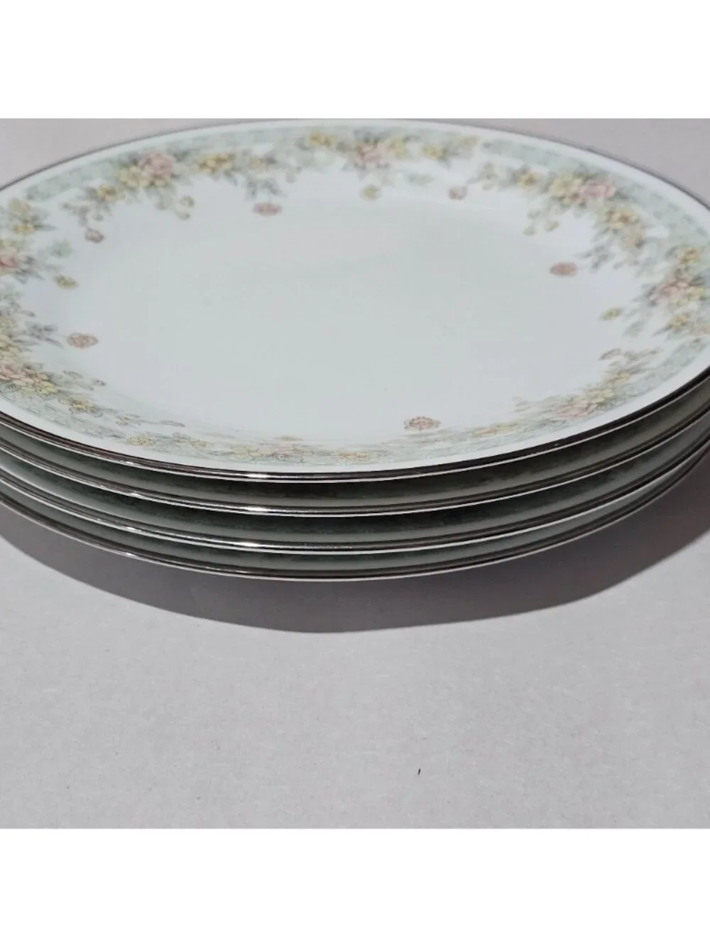 4 Noritake Spring Field Dinner Plates delicate flowers vtg Japan silver rim gree
